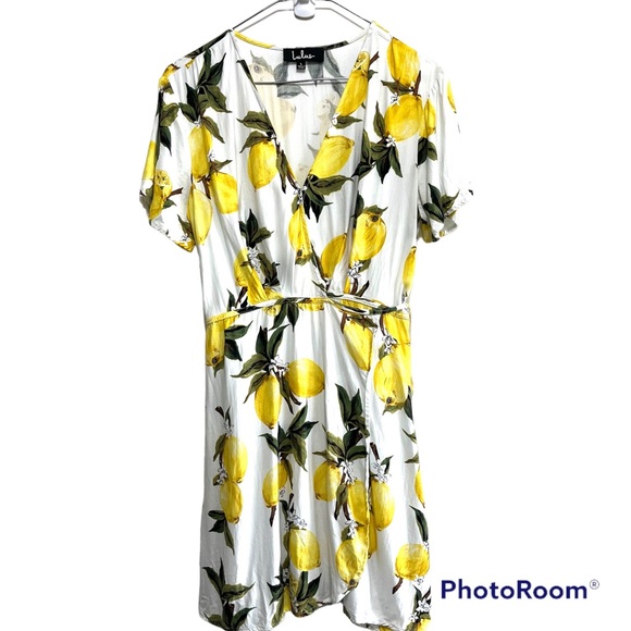 Lulus A La Tart White and Yellow Lemon Print Wrap Dress Size Large - Picture 2 of 8